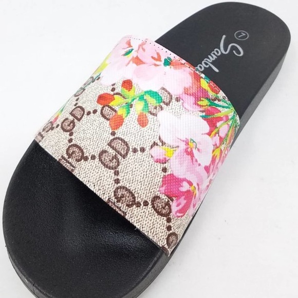 Samba Shoes - New Beige Flower Slide Sandals
